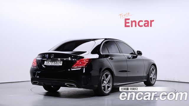 Mercedes-Benz C-Class C200 AMG Line