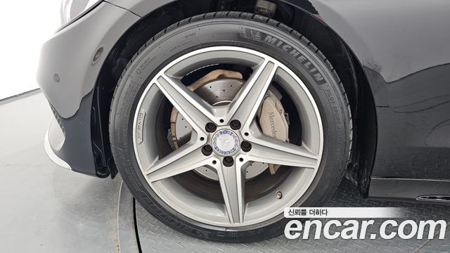 Mercedes-Benz C-Class C200 AMG Line