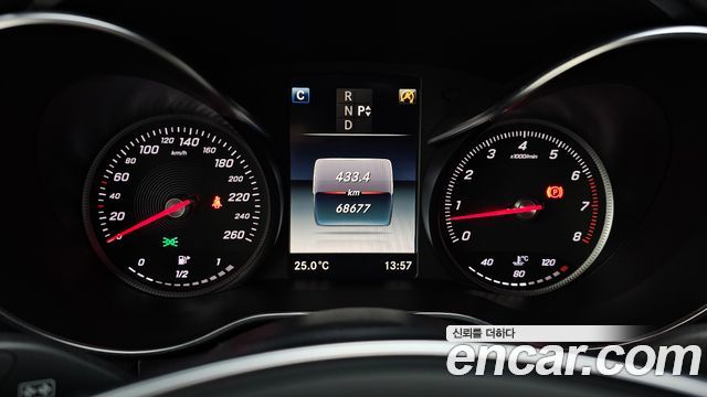 Mercedes-Benz C-Class C200 AMG Line