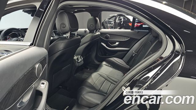 Mercedes-Benz C-Class C200 AMG Line