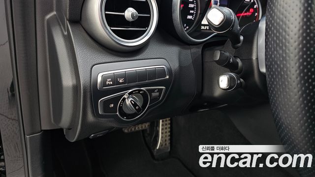 Mercedes-Benz C-Class C200 AMG Line