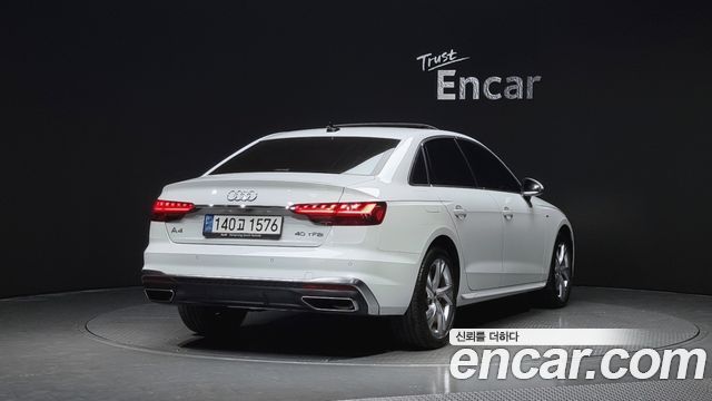 Audi A4 40 TFSI Premium