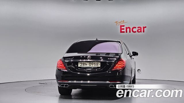 Mercedes-Benz S-Class Maybach S500 4MATIC