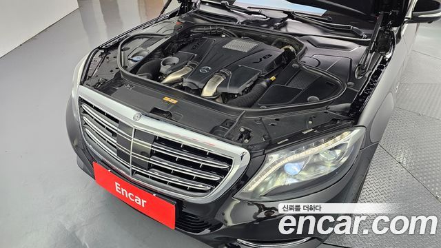 Mercedes-Benz S-Class Maybach S500 4MATIC