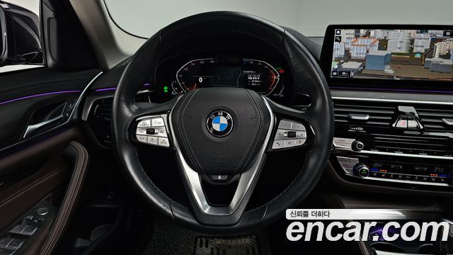 BMW 5-Series 523d xDrive Luxury