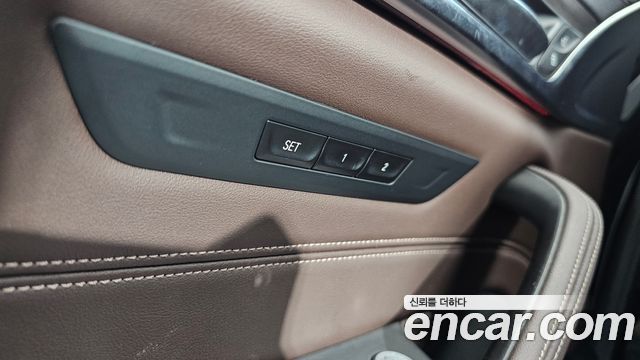 BMW 5-Series 523d xDrive Luxury