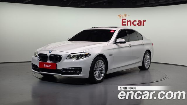 BMW 5-Series 528i xDrive Luxury Plus