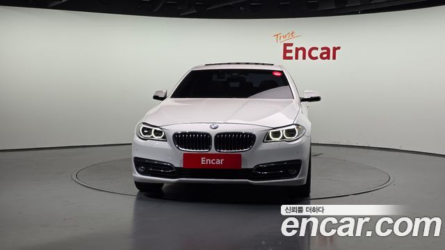 BMW 5-Series 528i xDrive Luxury Plus
