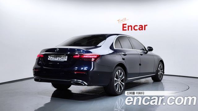 Mercedes-Benz E-Class E300e 4MATIC Exclusive