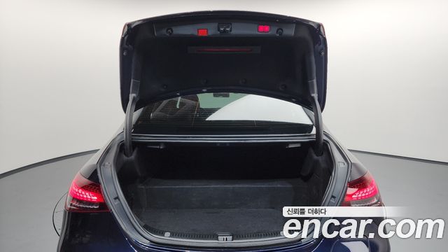 Mercedes-Benz E-Class E300e 4MATIC Exclusive