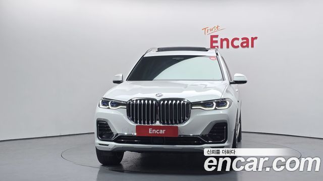 BMW X7 xDrive 40i Design Pure Excellence 6-Seater