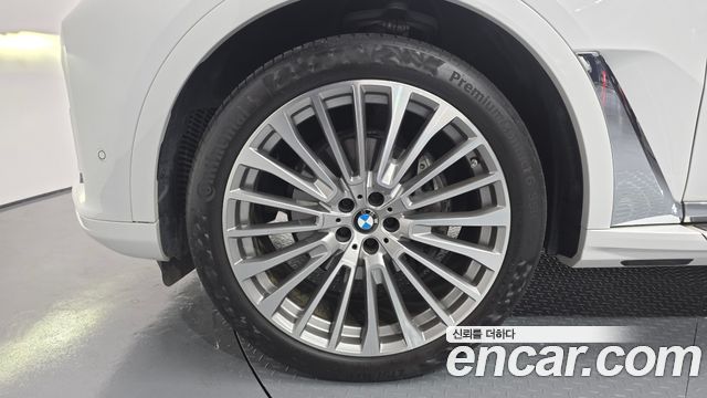 BMW X7 xDrive 40i Design Pure Excellence 6-Seater