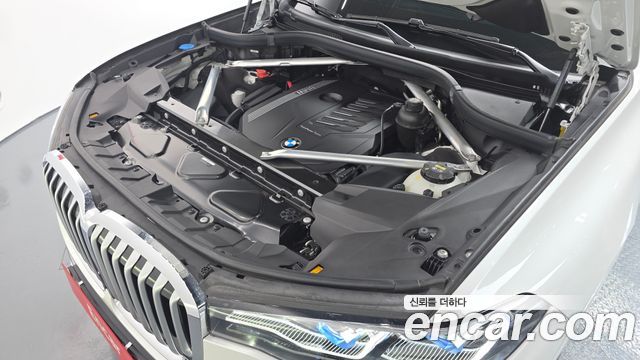 BMW X7 xDrive 40i Design Pure Excellence 6-Seater