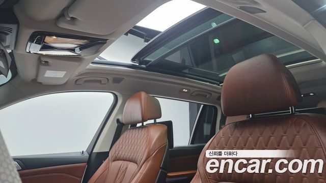 BMW X7 xDrive 40i Design Pure Excellence 6-Seater