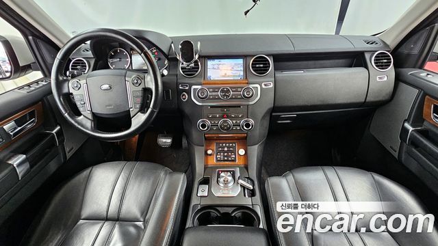 Land Rover Discovery 3.0 SDV6 SE