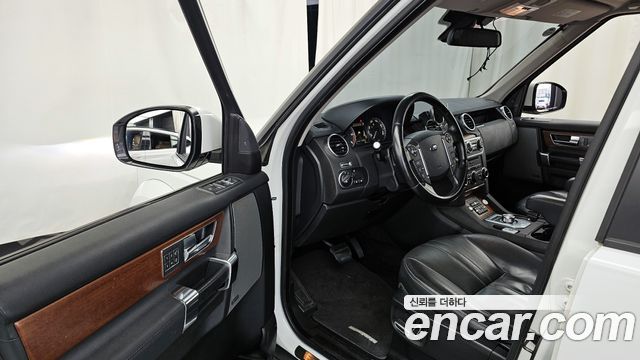 Land Rover Discovery 3.0 SDV6 SE