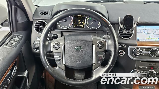 Land Rover Discovery 3.0 SDV6 SE