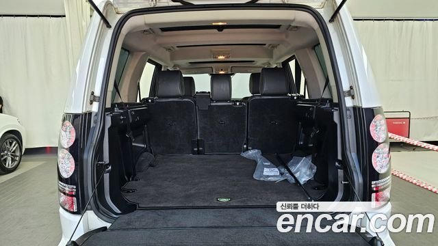 Land Rover Discovery 3.0 SDV6 SE
