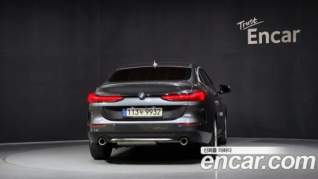 BMW 2-Series 218d Advantage
