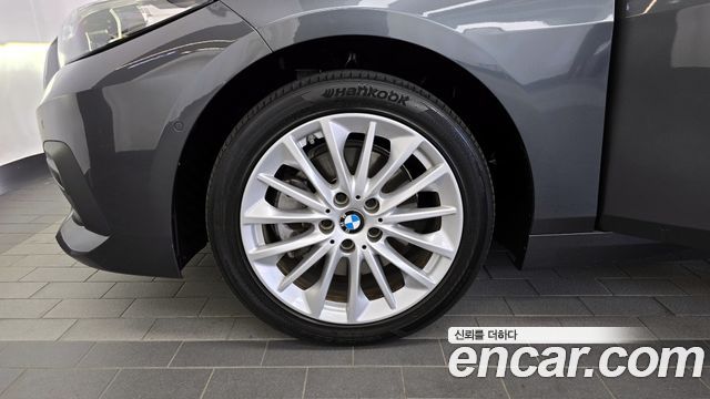 BMW 2-Series 218d Advantage