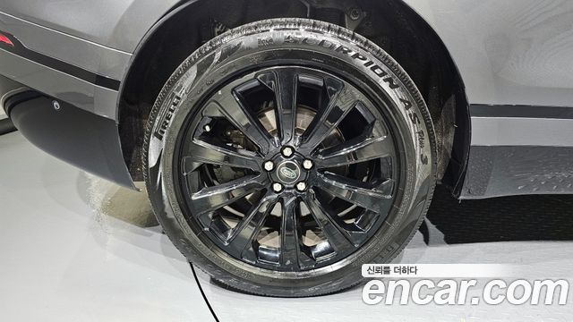 Land Rover Range Rover Velar 3.0 D300 R-Dynamic SE