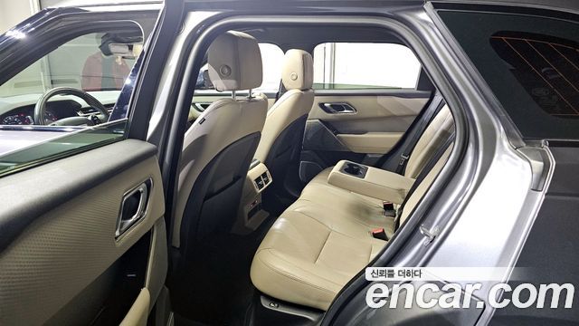 Land Rover Range Rover Velar 3.0 D300 R-Dynamic SE