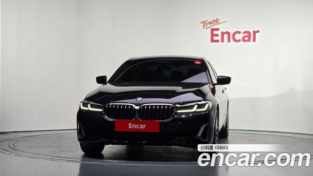 BMW 5-Series 530i Luxury