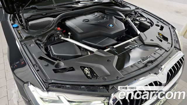 BMW 5-Series 530i Luxury