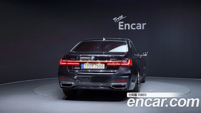 BMW 7-Series 740i M Sport