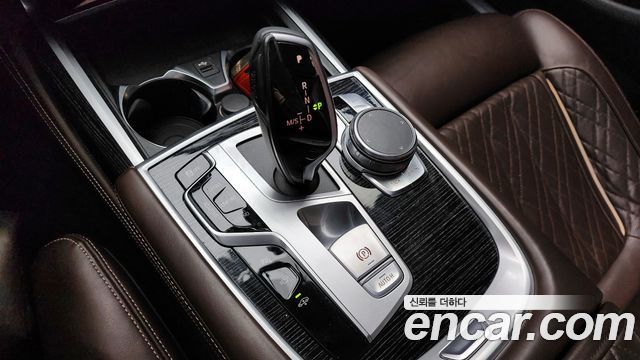 BMW 7-Series 740i M Sport