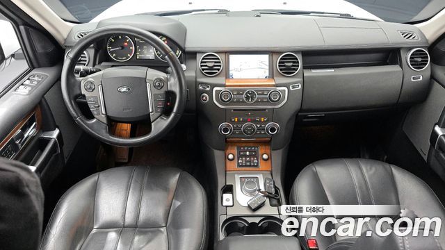 Land Rover Discovery 3.0 SDV6 SE