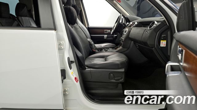 Land Rover Discovery 3.0 SDV6 SE