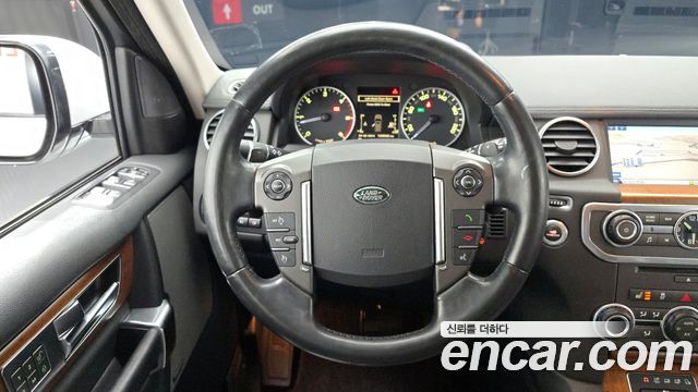 Land Rover Discovery 3.0 SDV6 SE