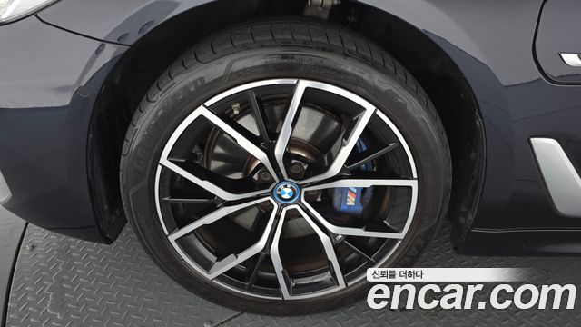 BMW 5-Series 530e M Sport
