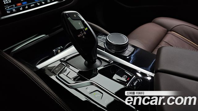 BMW 5-Series 530e M Sport