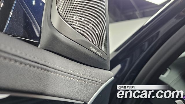 BMW 5-Series 530e M Sport