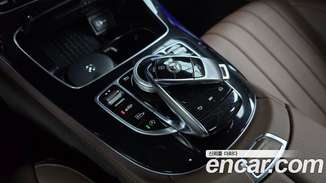 Mercedes-Benz E-Class E450 4MATIC Exclusive