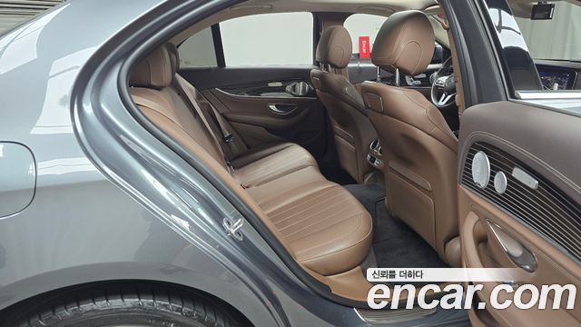 Mercedes-Benz E-Class E450 4MATIC Exclusive