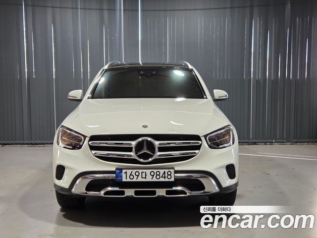 Mercedes-Benz GLC-Class GLC300e 4MATIC