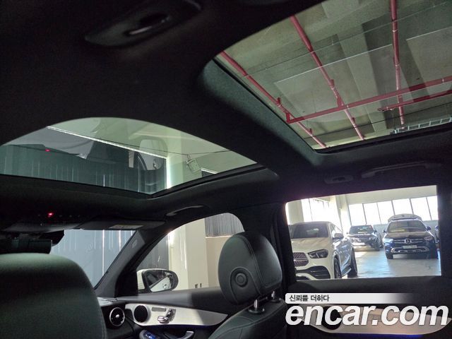 Mercedes-Benz GLC-Class GLC300e 4MATIC
