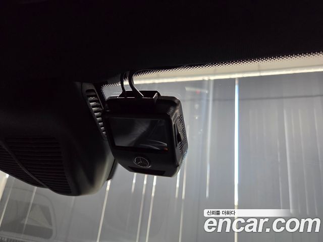 Mercedes-Benz GLC-Class GLC300e 4MATIC