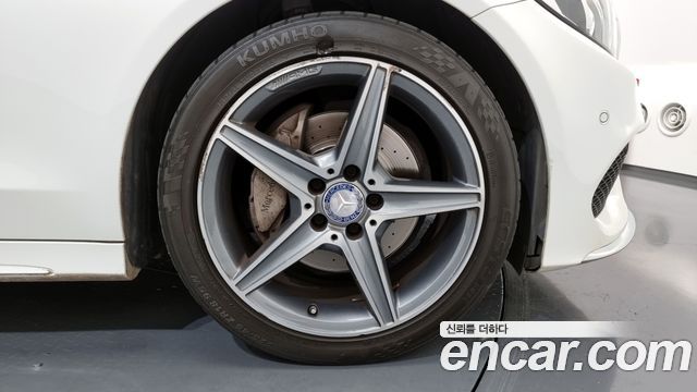 Mercedes-Benz C-Class C200 AMG Line