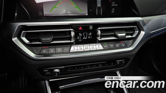 BMW 3-Series 320i Touring M Sports