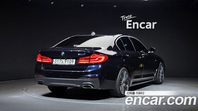 BMW 5-Series 530i M Sport Package Plus