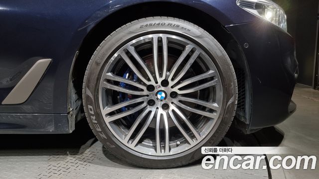 BMW 5-Series 530i M Sport Package Plus