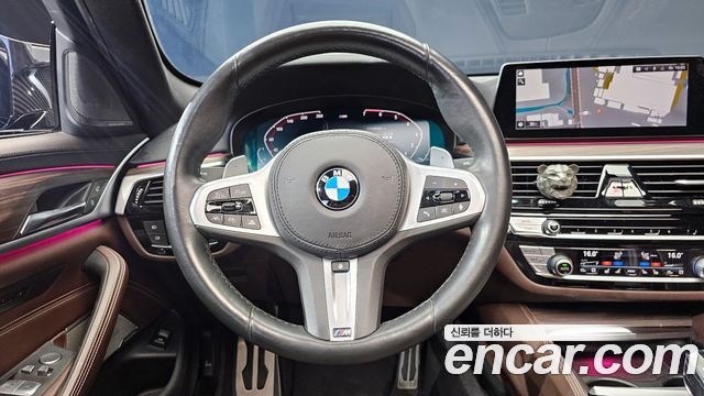 BMW 5-Series 530i M Sport Package Plus