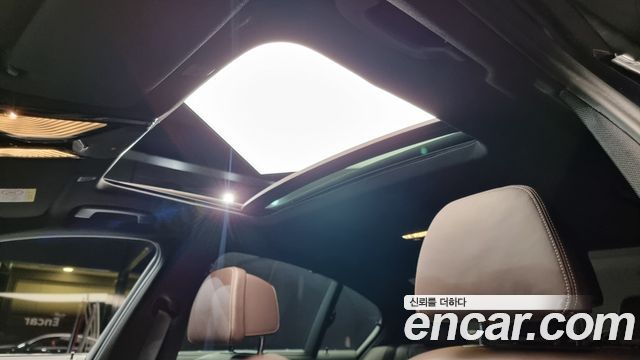 BMW 5-Series 530i M Sport Package Plus