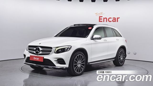 Mercedes-Benz GLC-Class GLC300 4MATIC AMG Line