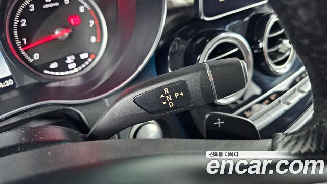 Mercedes-Benz GLC-Class GLC300 4MATIC AMG Line