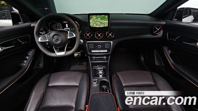 Mercedes-Benz CLA-Class CLA45 AMG 4MATIC